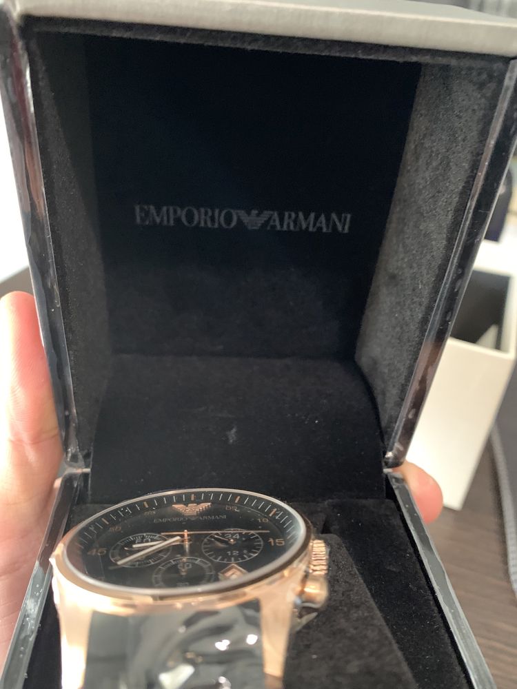 Часовник Emporio Armani