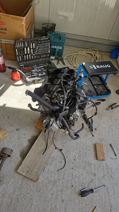 Dezmembrez Yamaha R6 1999-2002