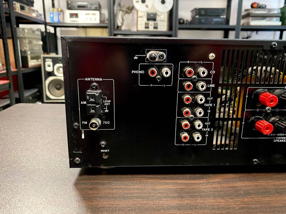 Kачествен ресивър Akai