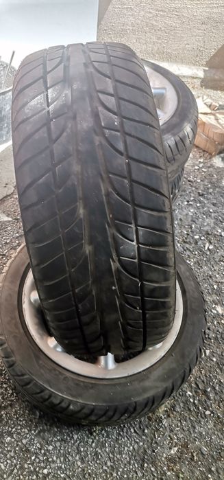 Гуми с джанти 15