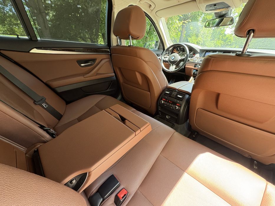 BMW 520d M Pack 2016 full impecabil
