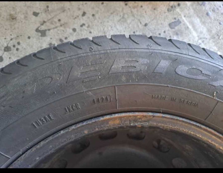 Anvelope 195 65 R15 cu jante tabla 5 x 112