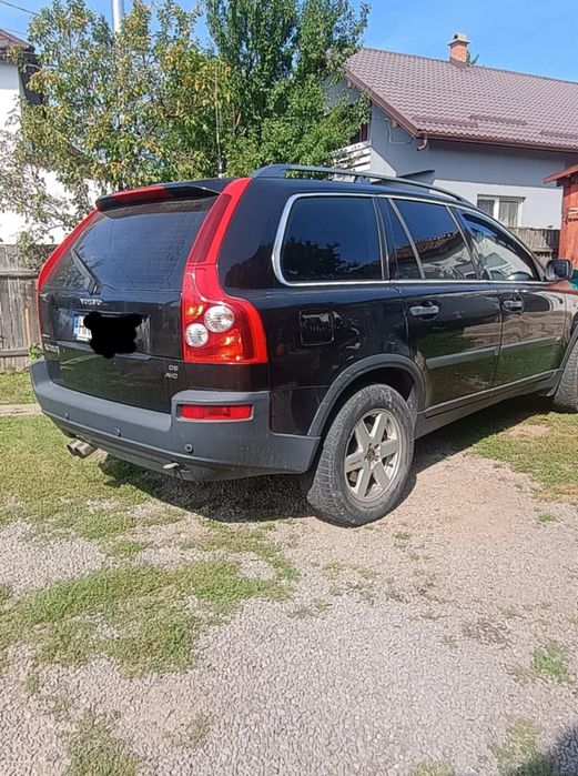 Vând sau schimb Volvo XC90 motor 2.4