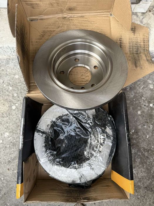 Спирачни дискове - задни BMW E46