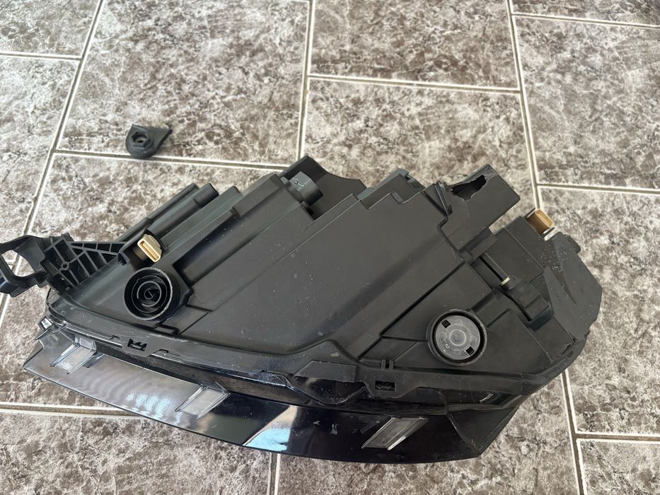 Десен фар за Шкода Фабия 4/ Skoda Fabia IV LED 2021 -