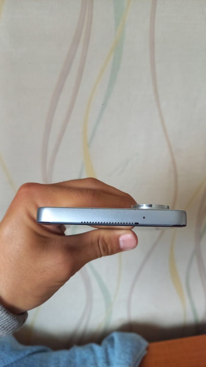 Смартфон:Tecno camon 19