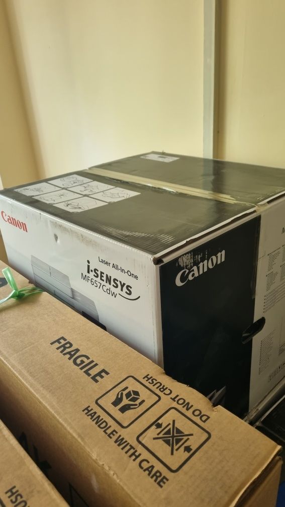 Принтер Canon i-SENSYS MF650.  цветной. 3в1