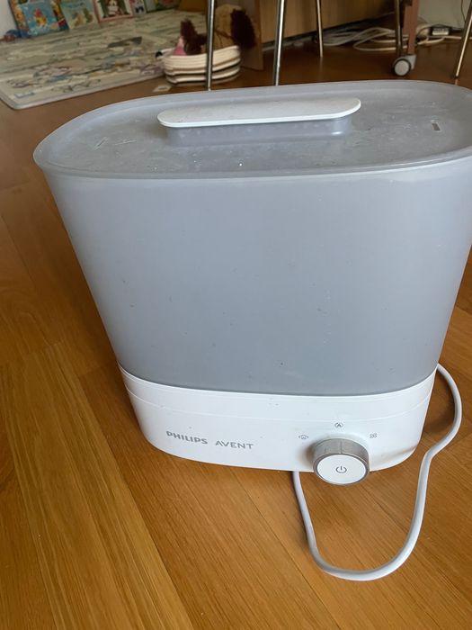 Sterilizator si uscator de biberoane Philips Avent