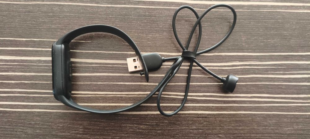 Спортна гривна Xiaomi band