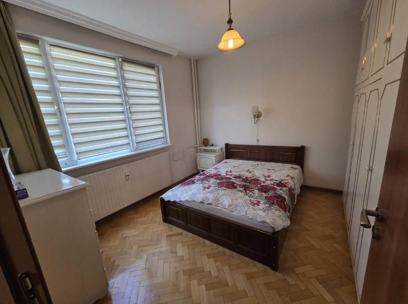 Дава се под наем Тристаен апартамент в Пловдив, Мараша - 90 кв.м за 445 € - Снимка #5