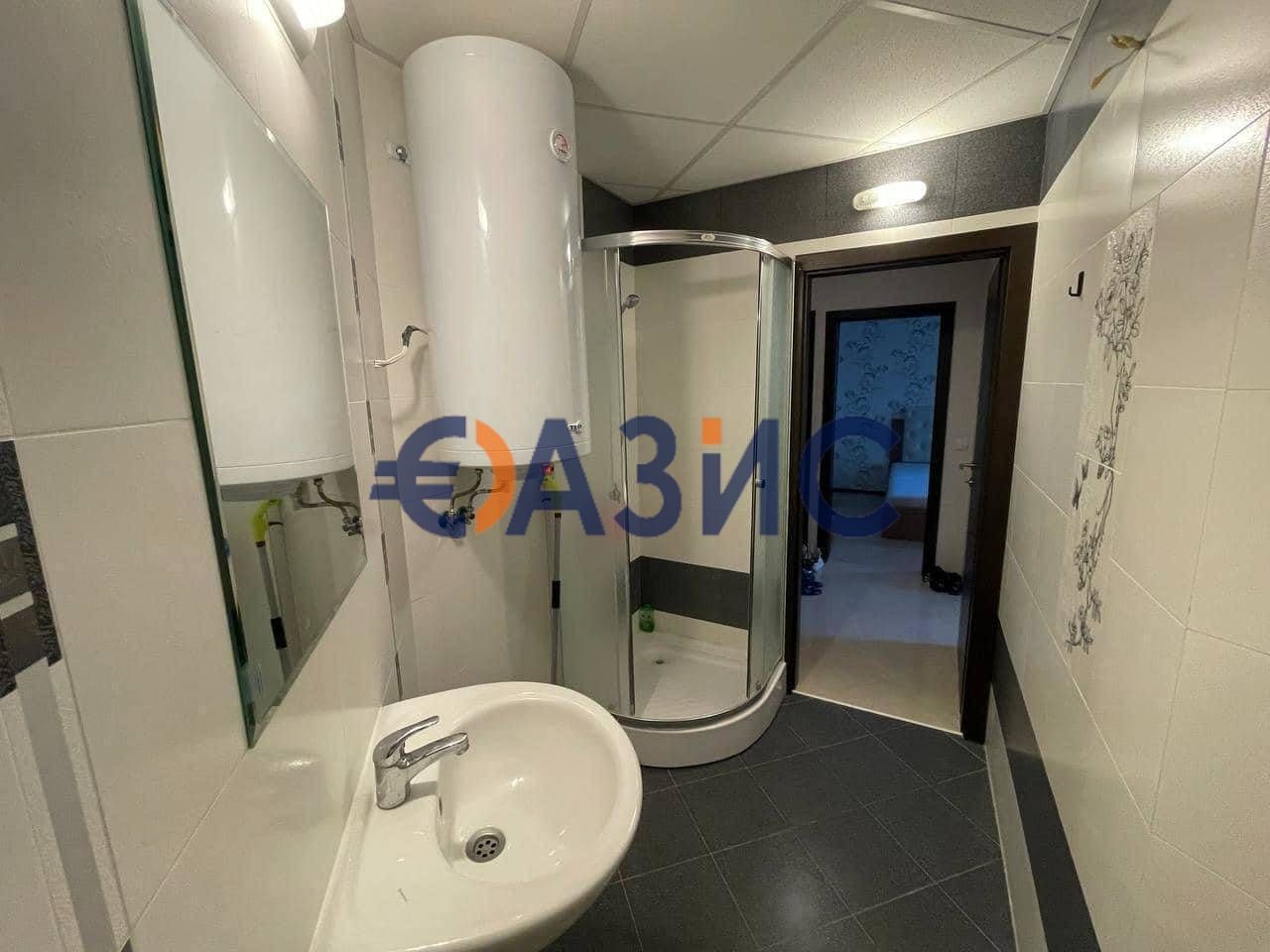 Продава се Тристаен апартамент в Свети Влас - 107 кв.м за 1019 €/кв.м - Снимка #9