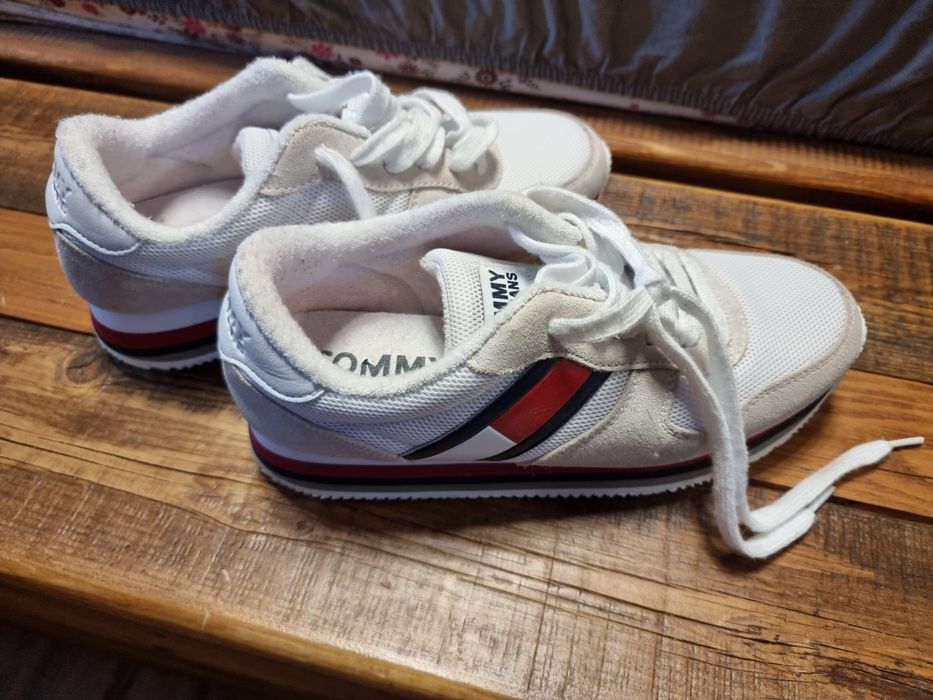 Adidasi dama TOMMY Hilfiger