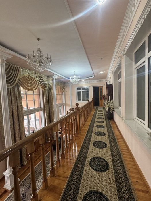 Сдаётся Дом под детский сад 12 соток 12комнат Вдоль дороги. Зенит