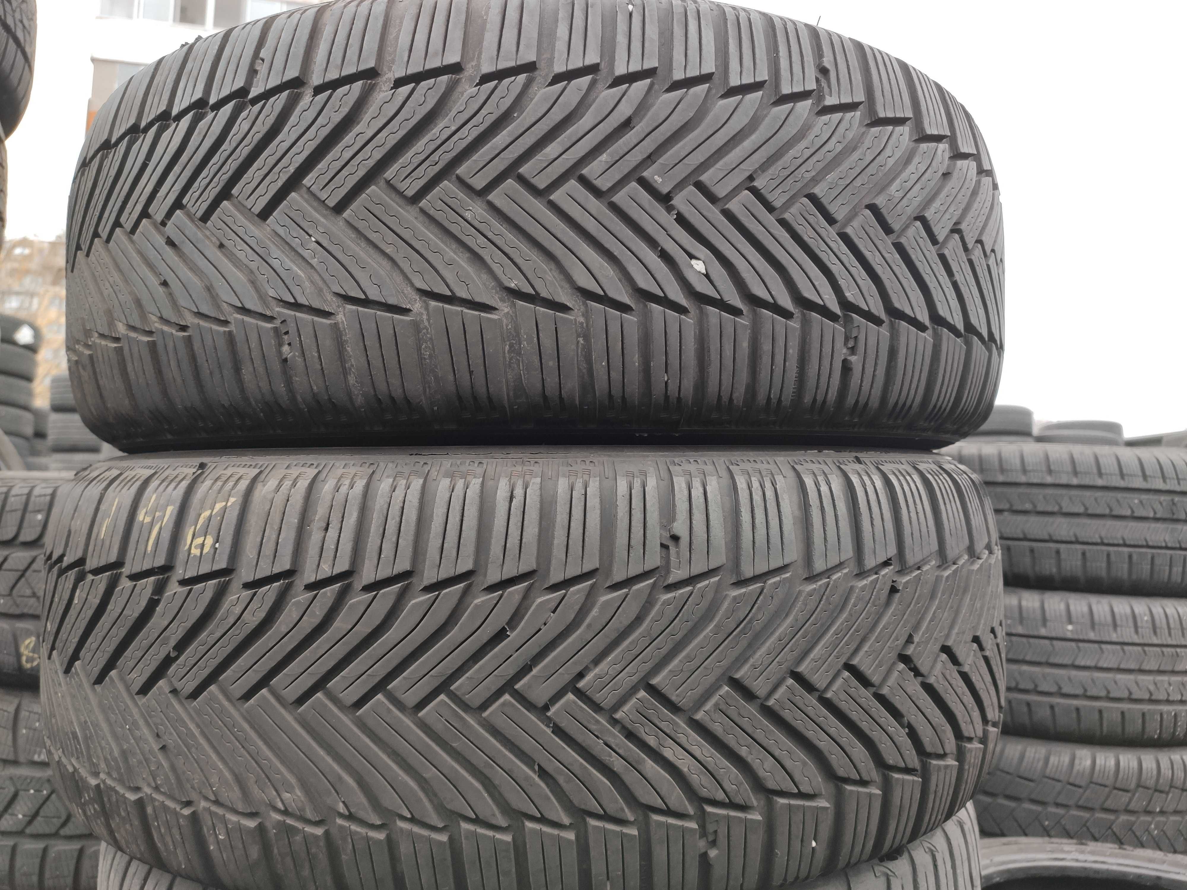 2бр Зимни гуми 215 60 16 - Michelin - DOT 2023 -