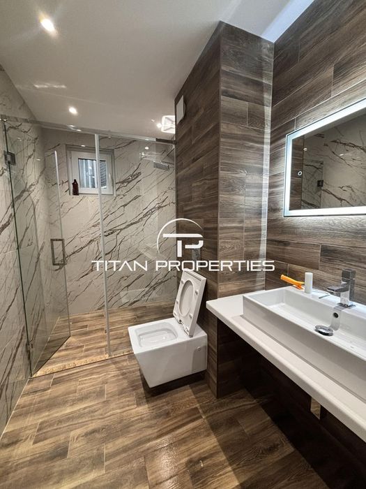 Дава се под наем Тристаен апартамент в Бургас, Център - 100 кв.м за 867 € - Снимка #6