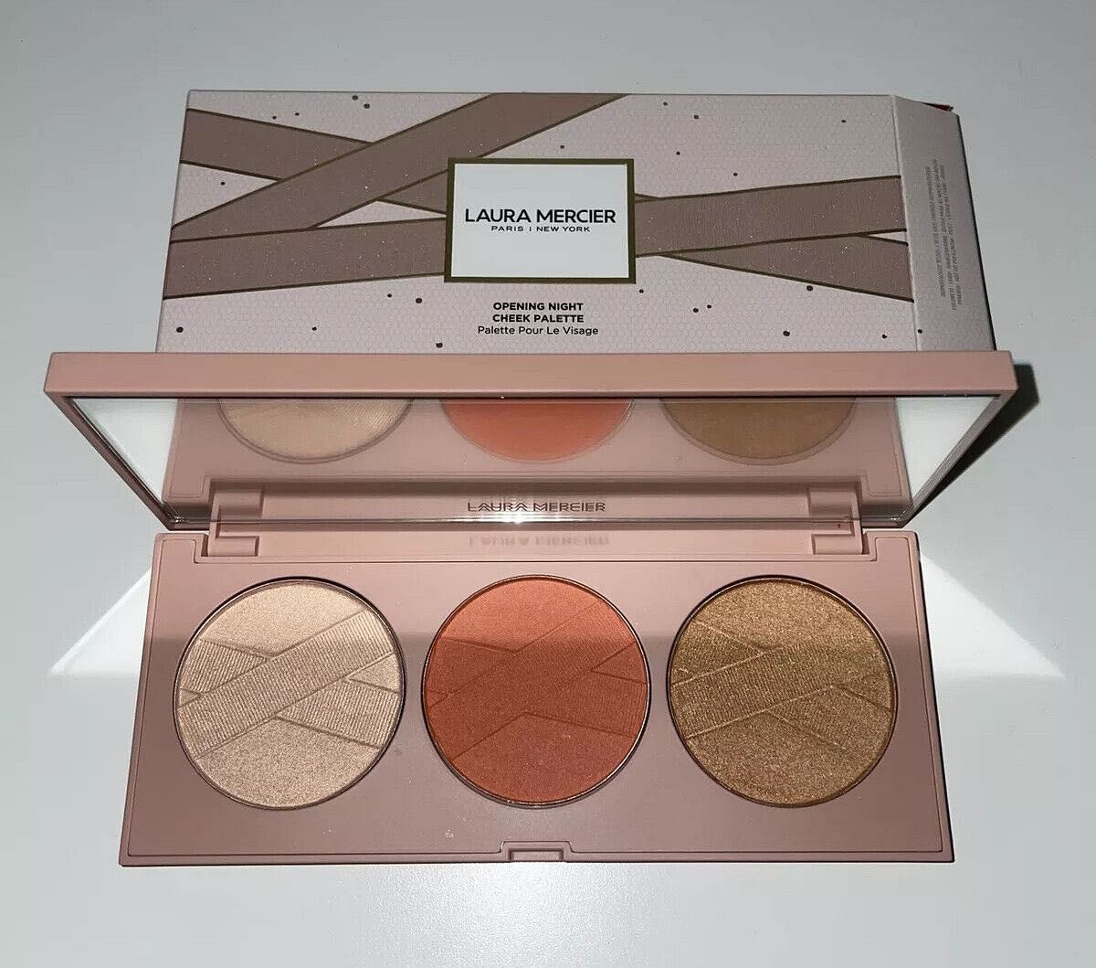 Laura Mercier Opening Night Cheek Palette 3 x 6g 80 лв.