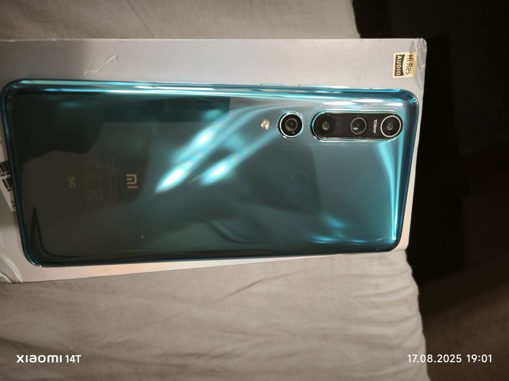 Xiaomi mi 10 t 256/8gb пръстов отпечатък върху дисплея