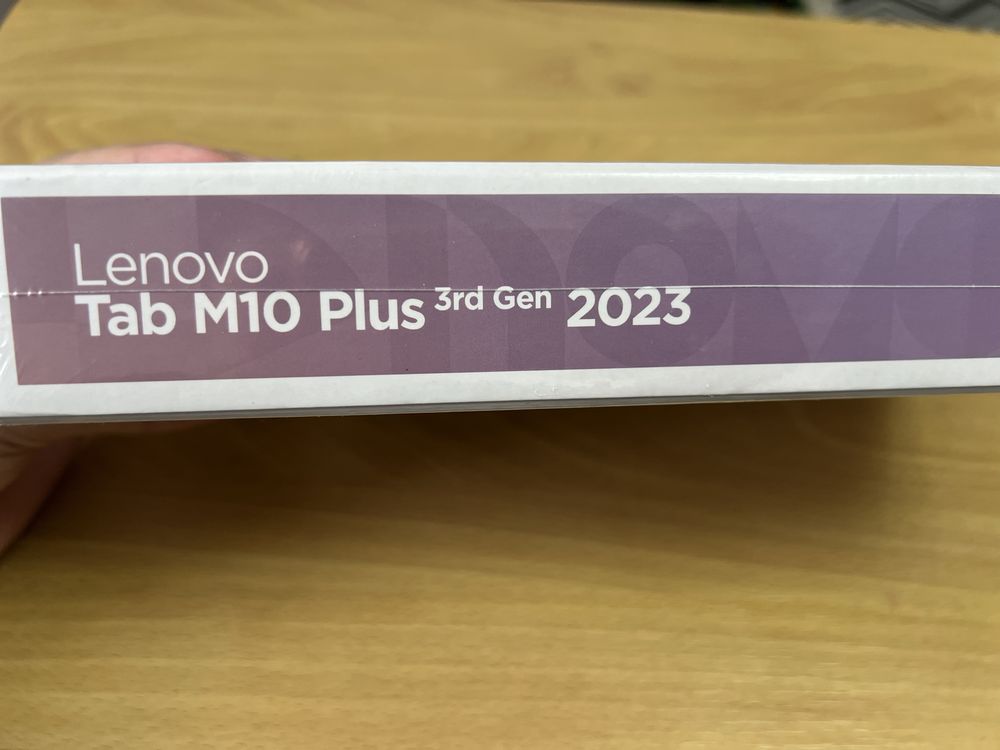 Tableta Lenovo M10 plus