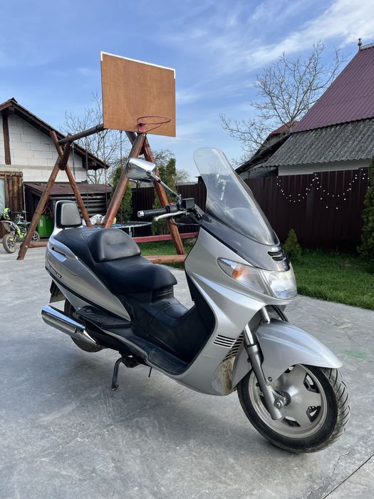 Suzuki Burgman 400cc