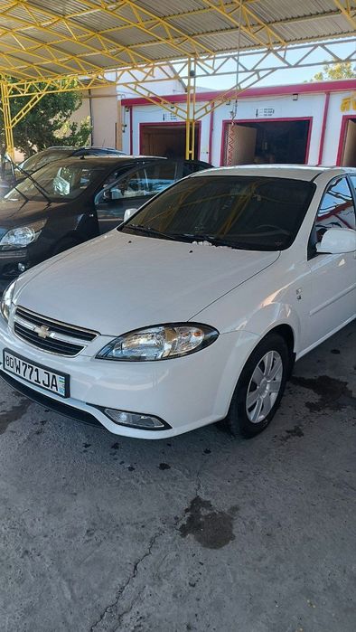 Jentra srochna sotiladi