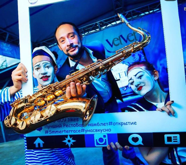 Саксофонист Алматы на Новый год, корпоратив, фуршет, свадьбу, юбилей,