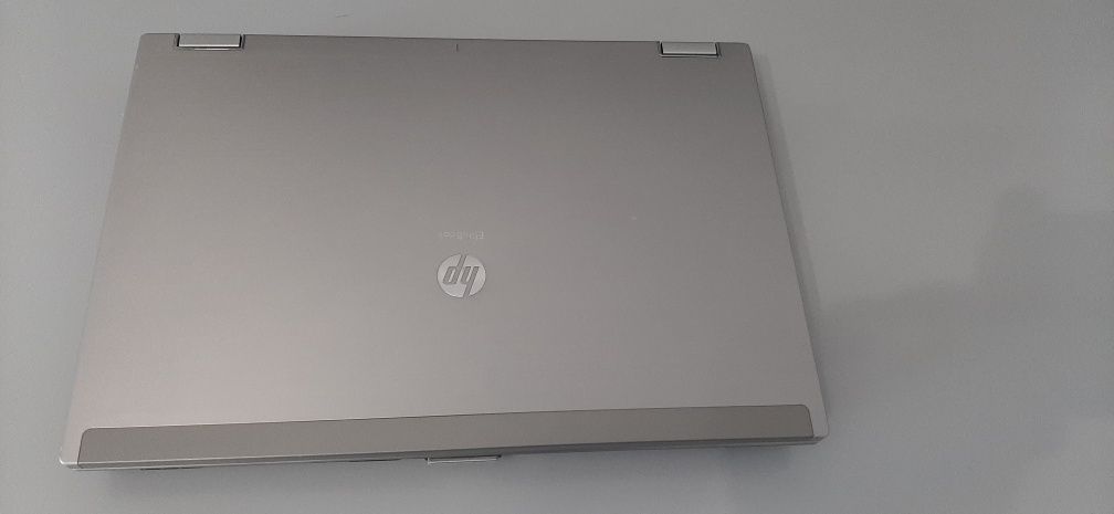 Hp Elitebook 8440p/I5/8gb ram/ssd 256gb