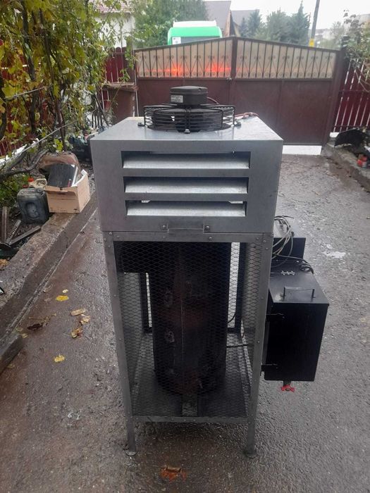 Vînd soba  pe ulei uzat marca mtm