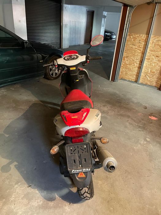 Vând scuter 125 CC