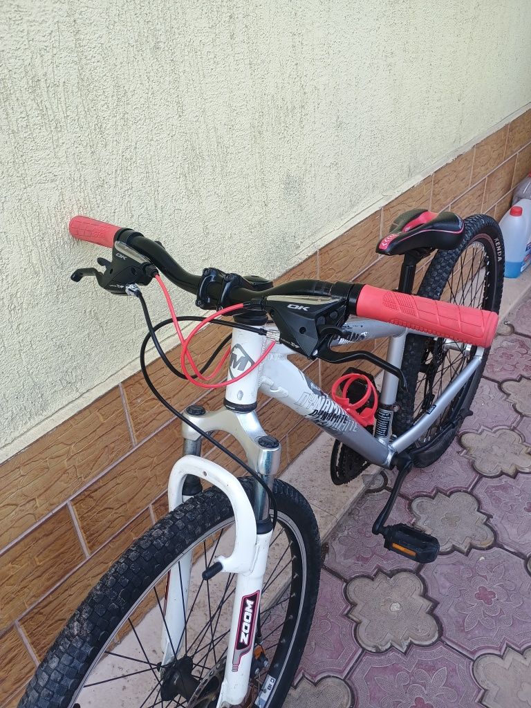 Daimont 26 цола.  .