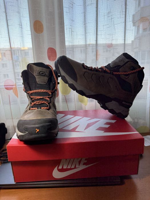 Scarpa Moraine Mid Pro Gtx size 43 1/2