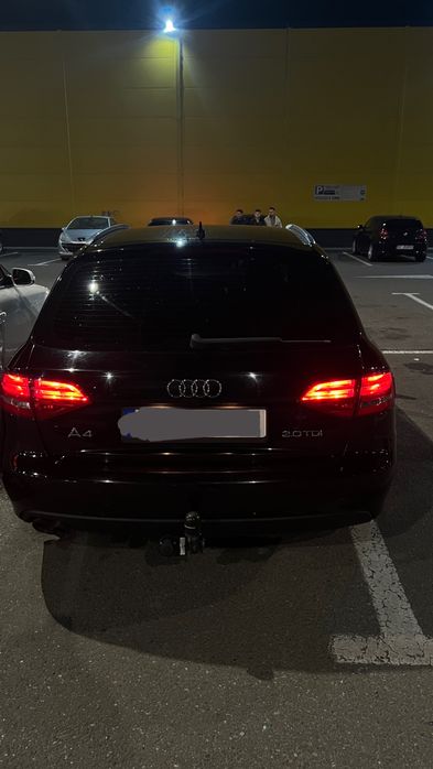 Vand Audi A4 B8 2009