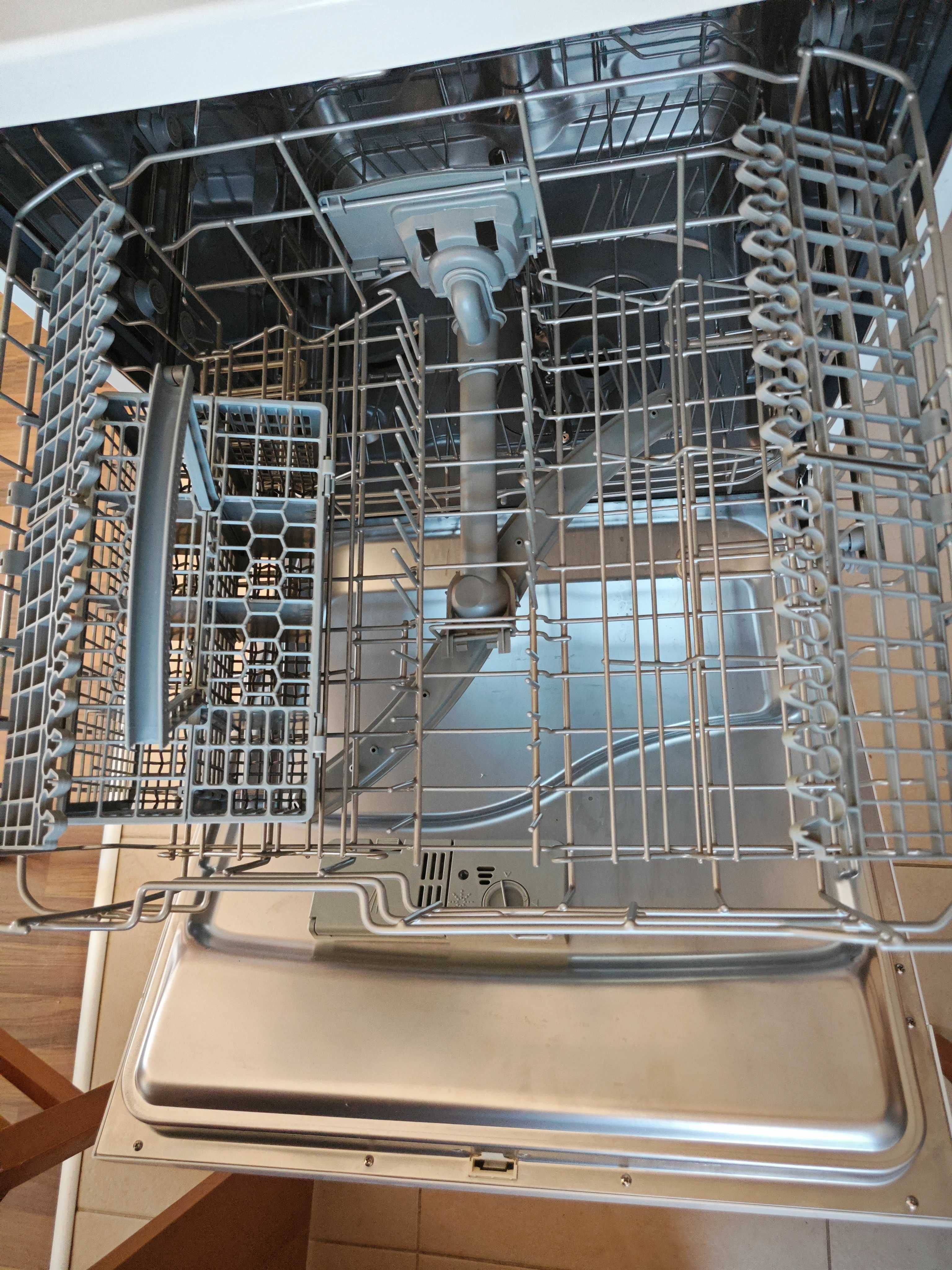 Съдомиялна машина SilverLine BM11015