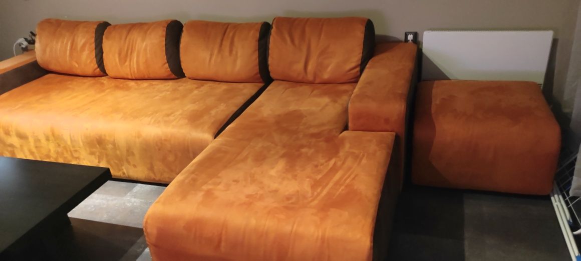 Голям ъглов диван . 3,60м дългата част