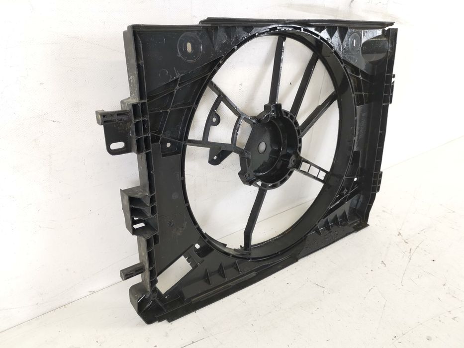 Електровентилатор Рено Клио 4 [фейслифт] [ - ] Оригинален, в добро със