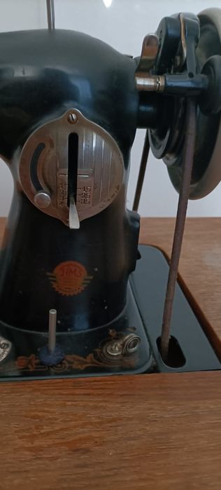 Шевна машина с масичка UNION
