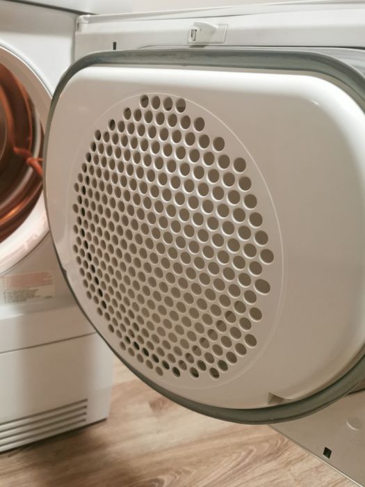 Кондензна сушилня AEG