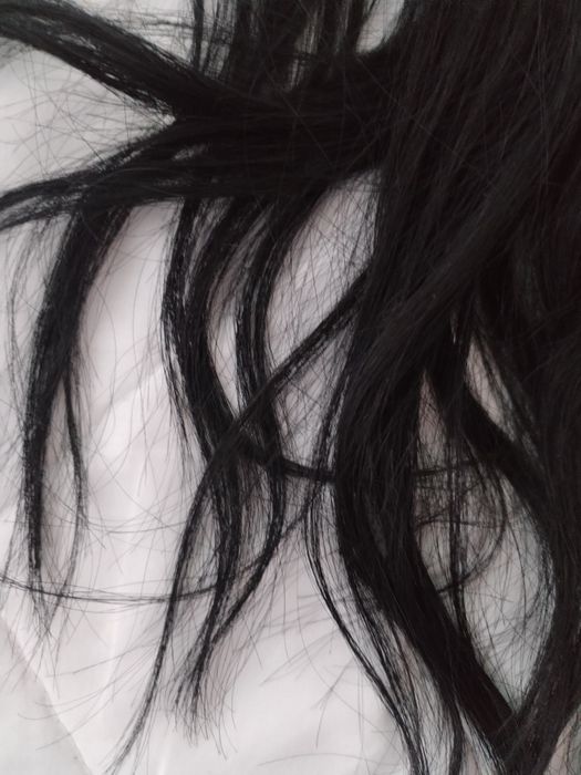 Естествена черна коса