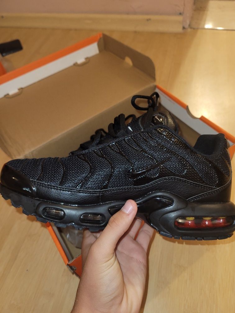 Nike tn s air max plus