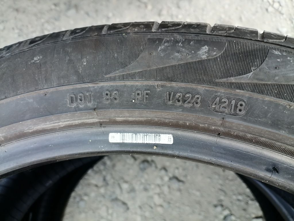 235 45 R 20 100 V PIRELLI