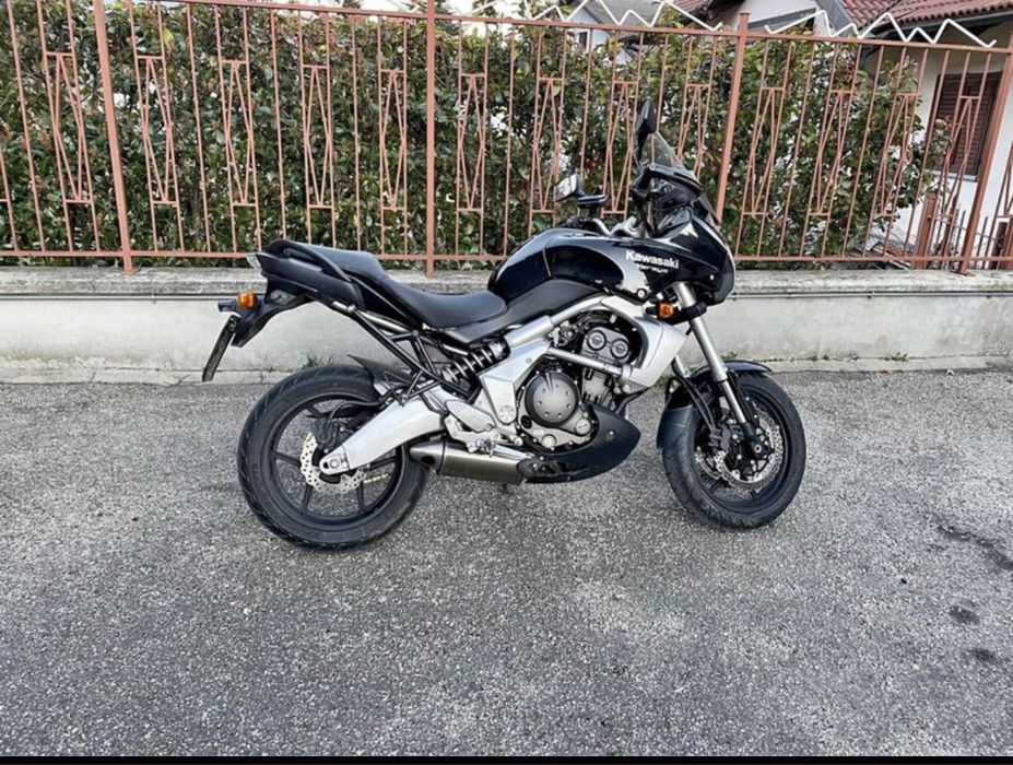 Kawasaki versys 650 din 2008