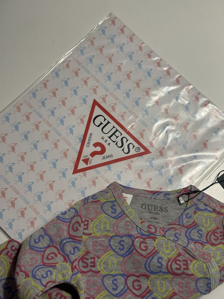 Чисто нов ромпър Guess