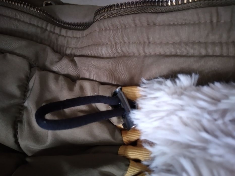 Топла шуба на ZARA за момиче