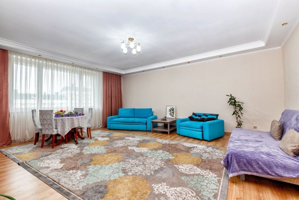 Сдается 3 комн Байтерек, дом министреств