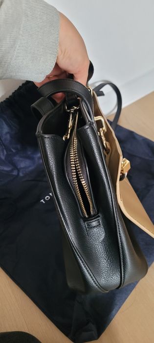 Geanta		Tommy Hilfiger
Tommy Hilfiger
Tommy Hilfiger - Poseta
SS20-TOD