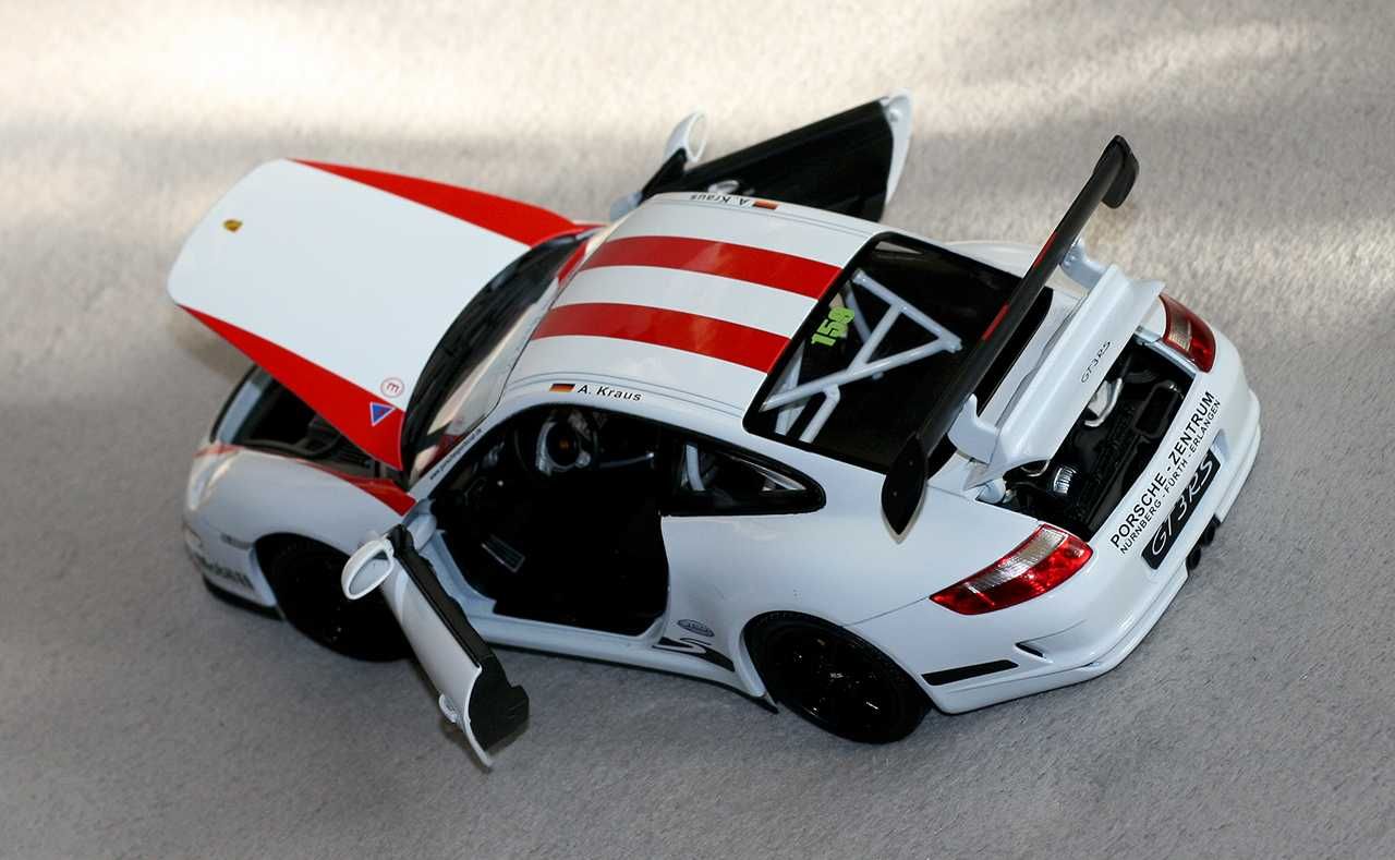 Macheta metal 1/18 Porsche 911 (997) GT3 RS