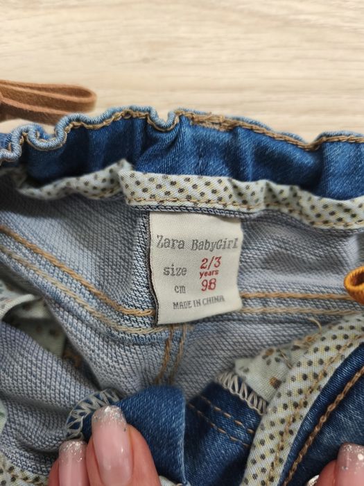 Детски дънки Zara