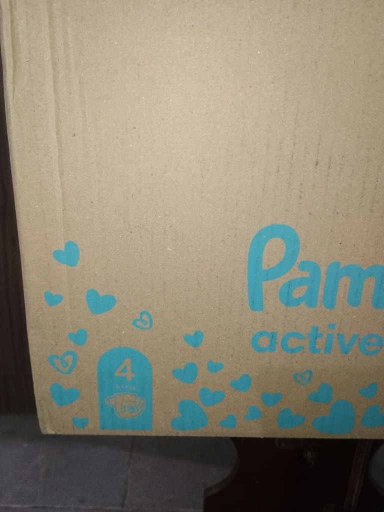 Pampers copii nr. 4