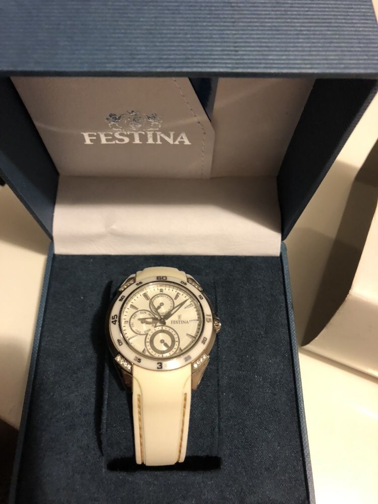 Vand ceas Festina