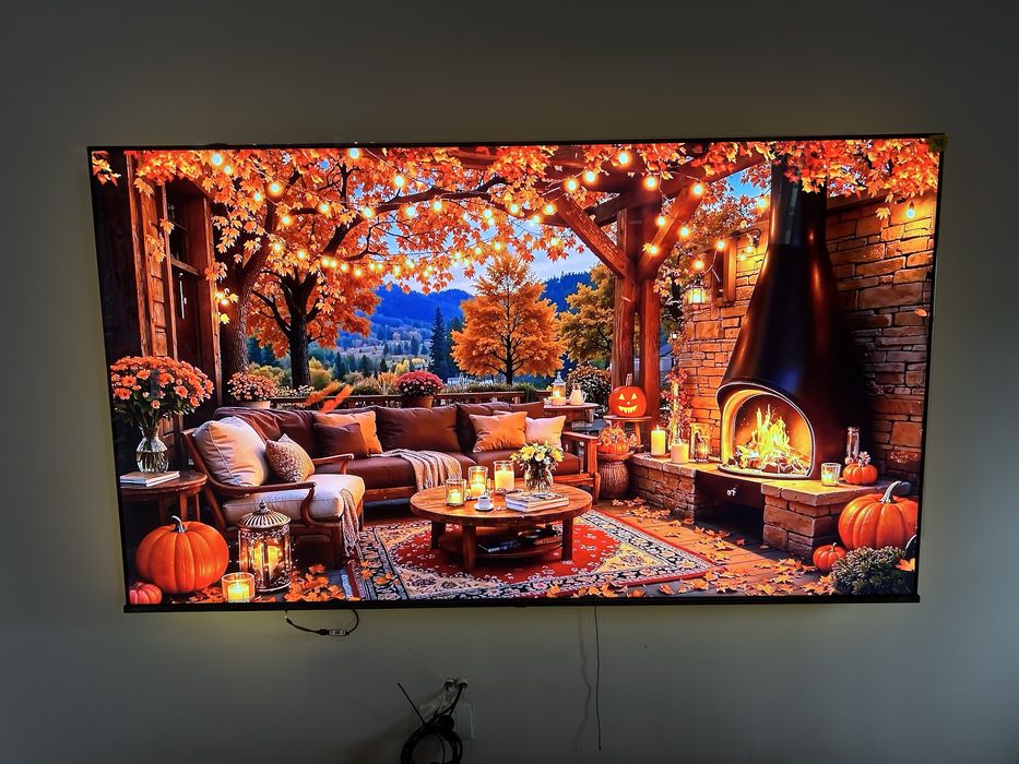 Vand televizor Hisense 75’ diagonala 189 cm. Ecran spart !!!