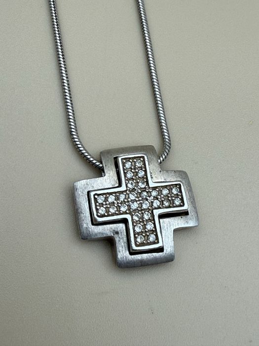 Lantisor din argint si cruce Esprit